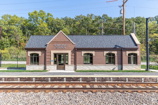 Getting from Freedom Park to downtown Chicago is a breeze with the Metra.