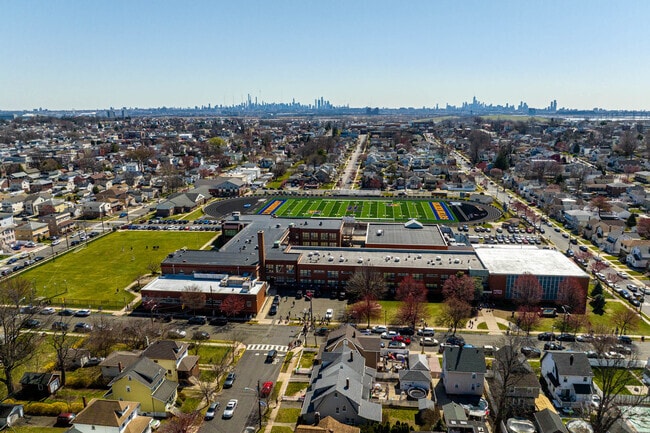 Lyndhurst teens attend Lyndhurst High School, known for its sports programs.
