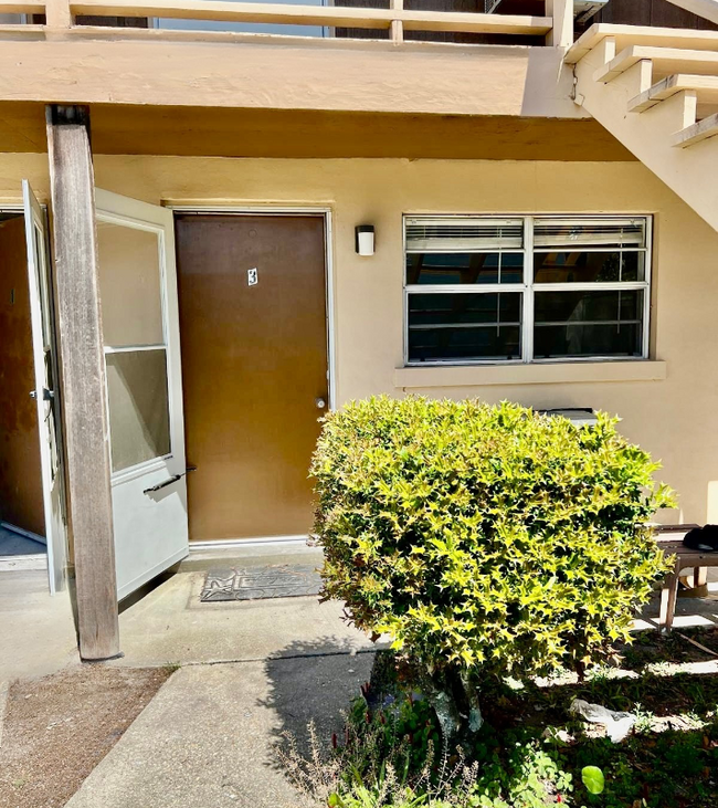 818 Bay St Unit 5, Myrtle Beach, SC 29577