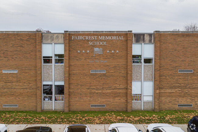 Canton's Faircrest Memorial Elementary has a student-teacher ratio of 19 to 1.
