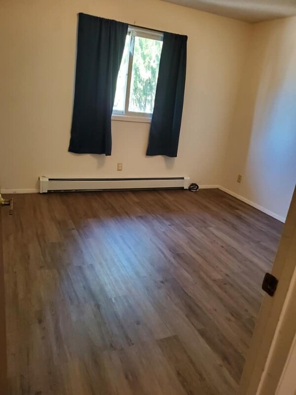 616 N 5th St, Livingston, MT 59047 - photo 2