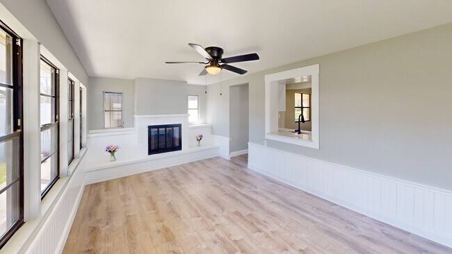 1219 Ansin St, Punta Gorda, FL 33950 - photo 2