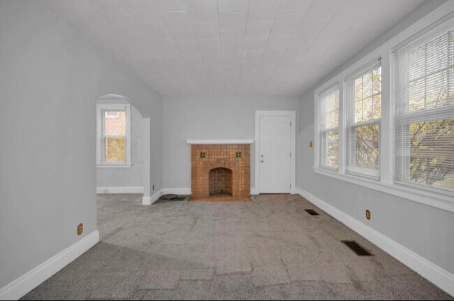 834 Hermosa Ave unit 1, Cincinnati, OH 45238 - photo 4