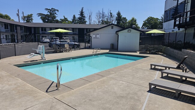 The Jackson, Medford, OR 97501 - photo 4