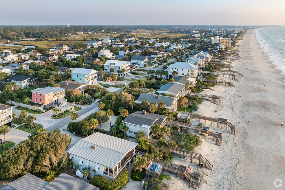 NH_Litchfield Beach_557616_P2_V2_DM_120624