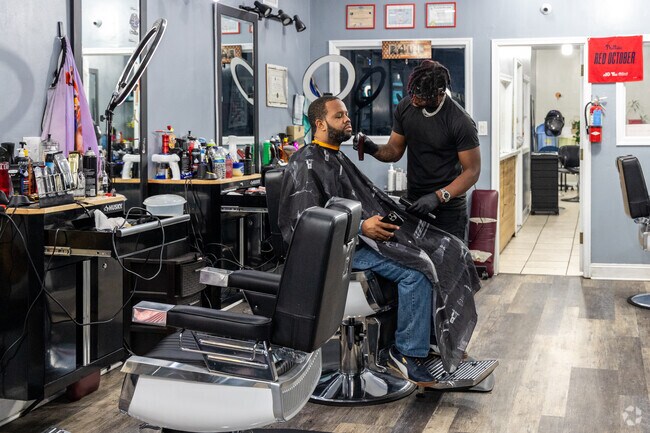 For your hair styling go to Grandes Ligas Unisex Hair Salon in Olney.