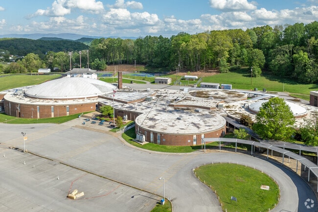 Sullivan Central Middle School in Blountville is rated B-minus by Niche.