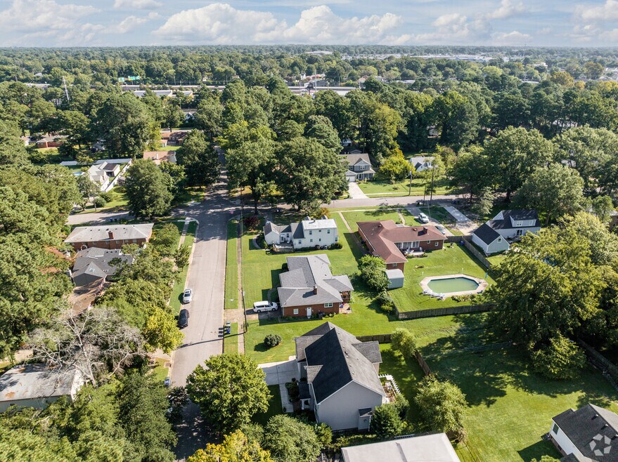 NH_SuburbanAcres_ 508712_p2_v1_al_071024