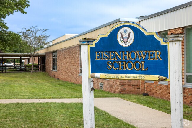 Eisenhower Elementary School is a public elementary school located in Bridgewater, NJ.