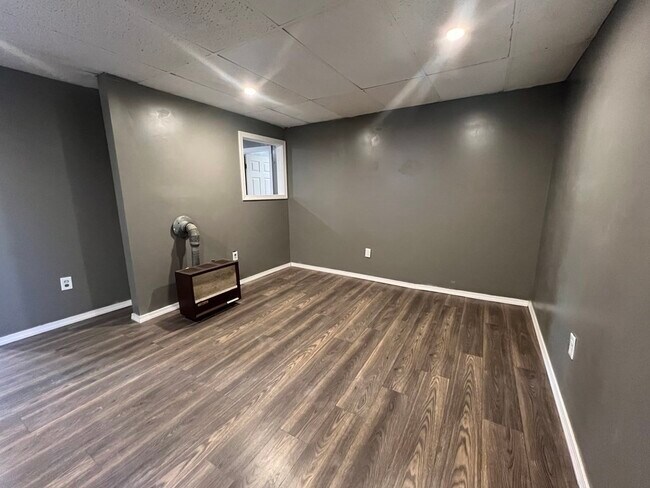 81 Merrifield St unit 1, Worcester, MA 01605 - photo 2