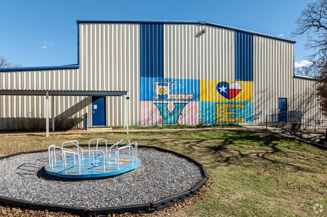 Students of Burleson Adventist School show their school pride.