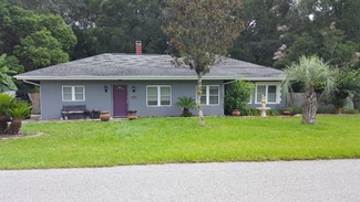 457 NE 2nd St, Williston, FL 32696