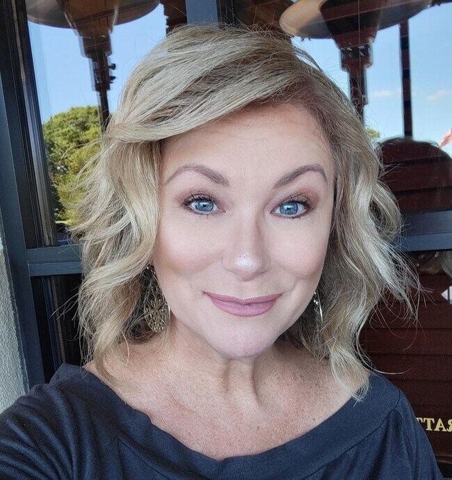 Tonya Hurteau