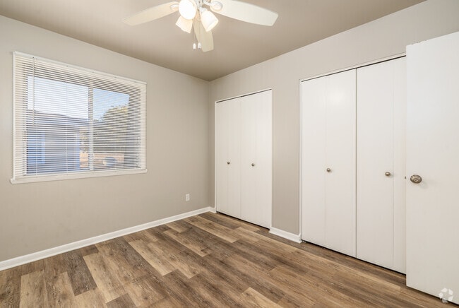 2BR, 2BA - 1,100SF - Bedroom