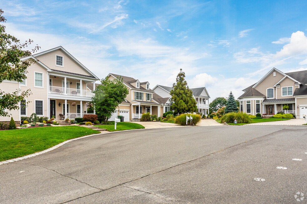 Neighborhood_PineBeach_V1_101823