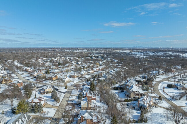 Willow Springs is a Chicagoland suburb with access to shopping, transit, and great schools.