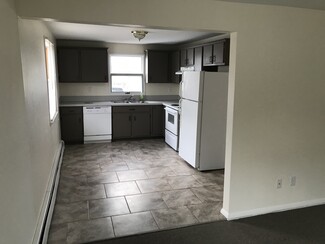 831 Squires Ave, Endicott, NY 13760