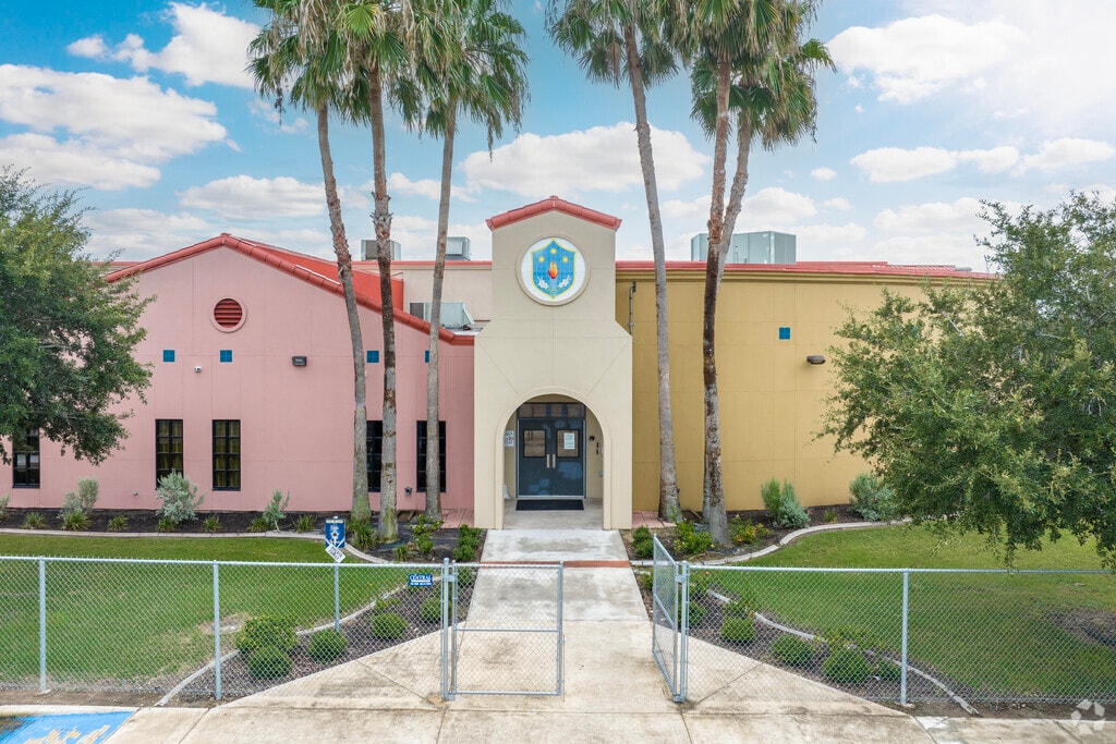 Oratory Academy of St. Philip Neri hosts grades 9th to 12th in the city of Pharr, Tx.