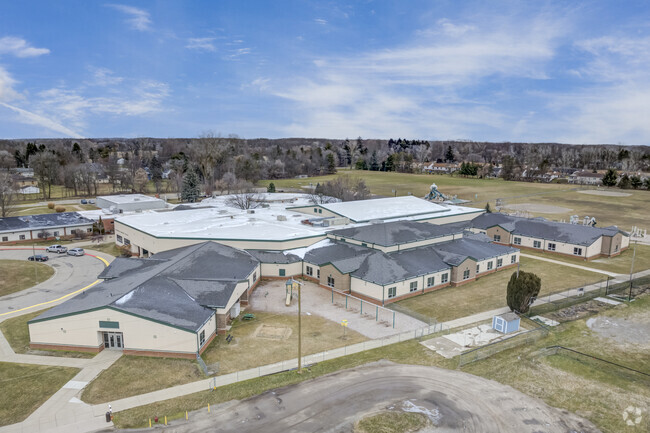 Williamston Discovery Elementary School, Campus Overview-2