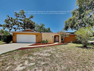 3508 Kingswood Dr, Sarasota, FL 34232