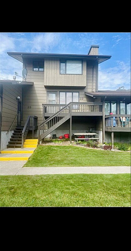 1705 Alder Dr, Great Falls, MT 59404