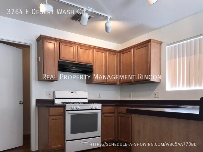 3764 E Desert Wash Ct, Tucson, AZ 85706 - photo 6