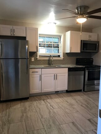 4080 S Burrell St, Milwaukee, WI 53207
