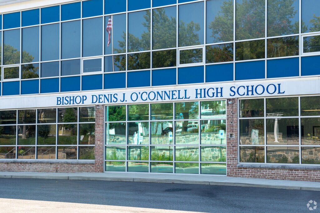 Denis J O'connell High School, Arlington VA Rankings & Reviews