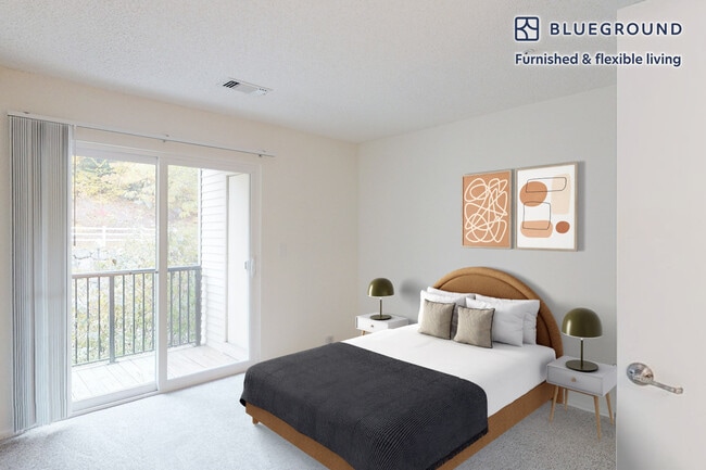 100 Lexington Ridge Dr unit FL2-ID4128A, Lexington, MA 02421 - photo 7