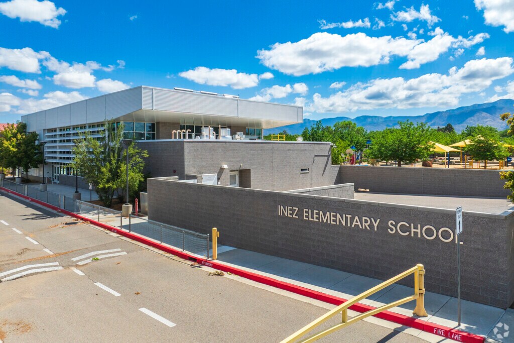 The Inez Science and Technology Magnet School receives a B rating from Niche.