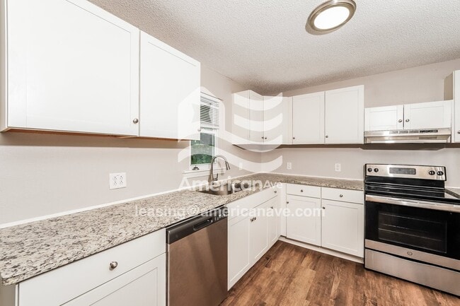 820 Vanderbilt St, Birmingham, AL 35206 - photo 4