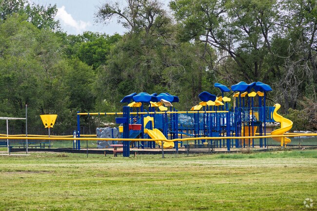 The fields of Longfellow Elementary in the city of Raton.