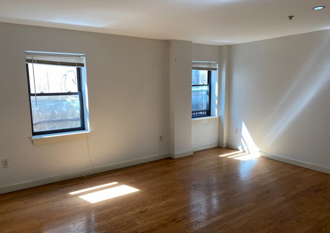 534 Commonwealth Ave unit 2D, Boston, MA 02215 - photo 3