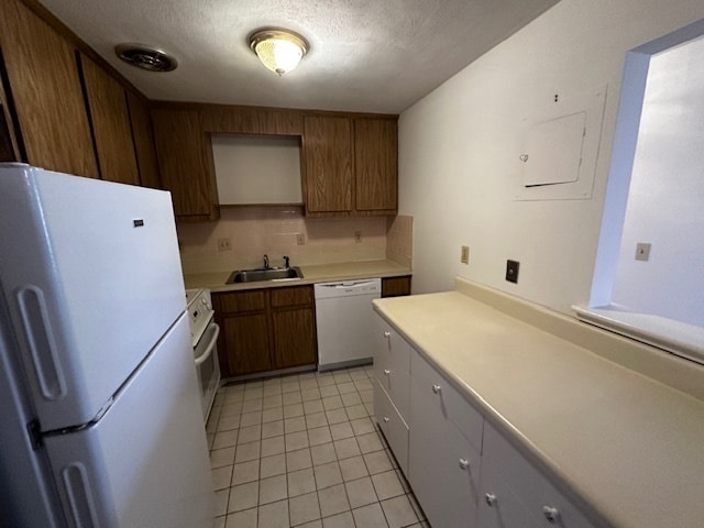 1325 Worcester Rd unit Second Floor, Framingham, MA 01701 - photo 7