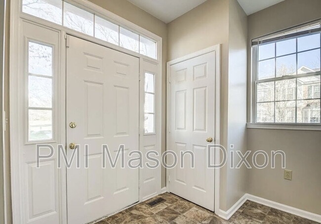 2301 Montauk Dr, Crofton, MD 21114 - photo 3