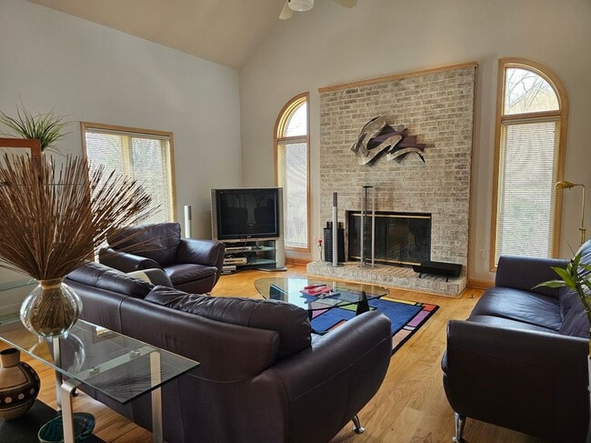 5 Autumn Hill Ct, Prospect, KY 40059 - photo 3