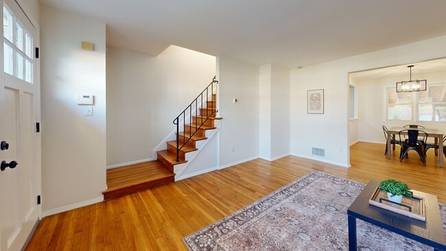 5751 Utrecht Rd, Baltimore, MD 21206 - photo 2