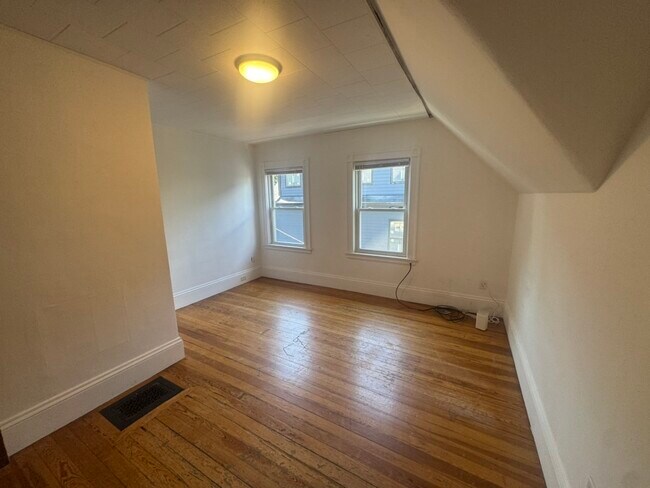 582 Cambridge St unit 3, Allston, MA 02134 - photo 4