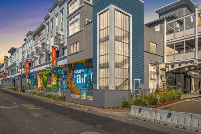 1535 Brunswig Ln, Emeryville, CA 94608 - photo 4