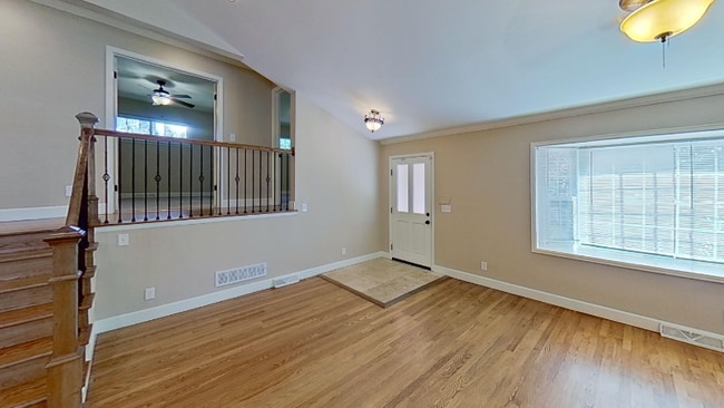 1105 N Monaco St Pkwy, Denver, CO 80220 - photo 5