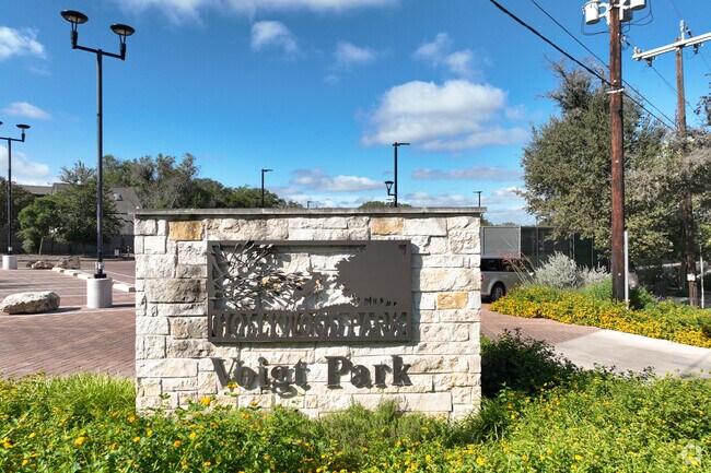 Voigt Park entrance signage in Hollywood Park.