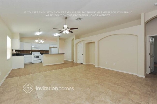 31335 Glendalough Way, Wesley Chapel, FL 33545 - photo 7