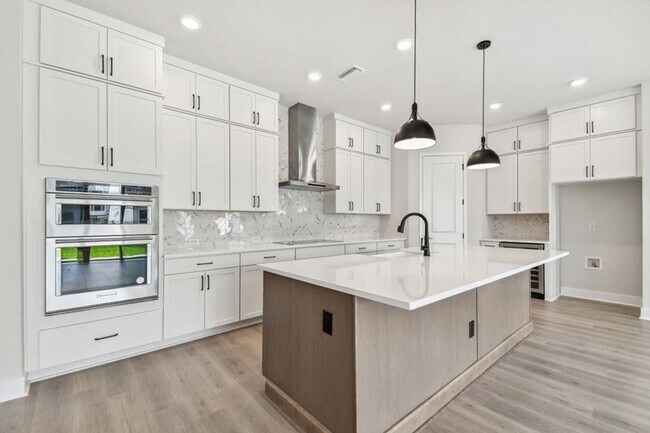 18172 Foxtail Loop unit 36488594, Venice, FL 34293 - photo 4