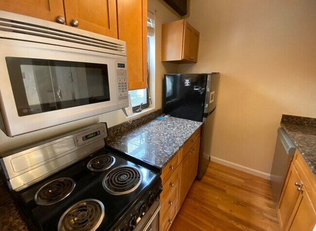 2 Harvard Square unit 4, Brookline, MA 02445 - photo 7