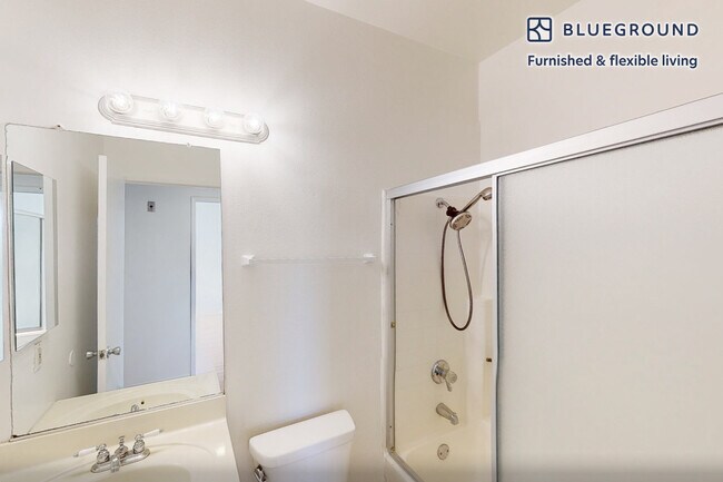 1920 Overland Ave unit ID7696A, Los Angeles, CA 90025 - photo 7