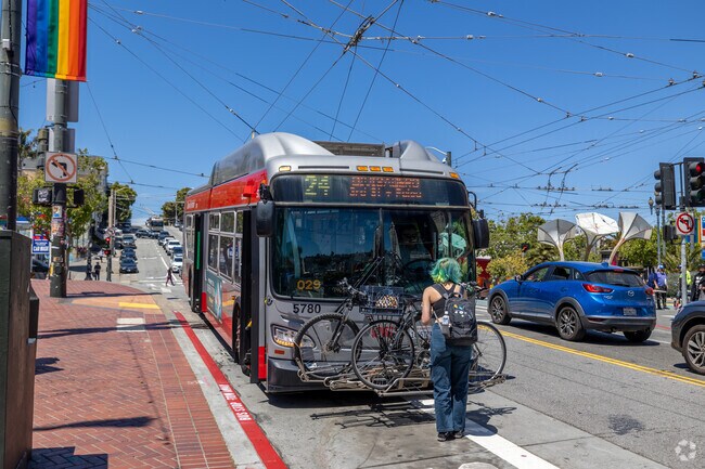 Buses available at Castro Station near Twin Peaks.