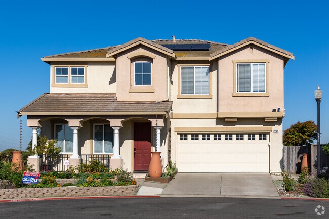 Residents of Heron Bay enjoy instant access to a variety of outdoor activities.