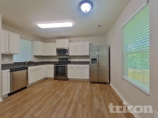 1613 Brookgreen Ave, Statesville, NC 28677 - photo 5