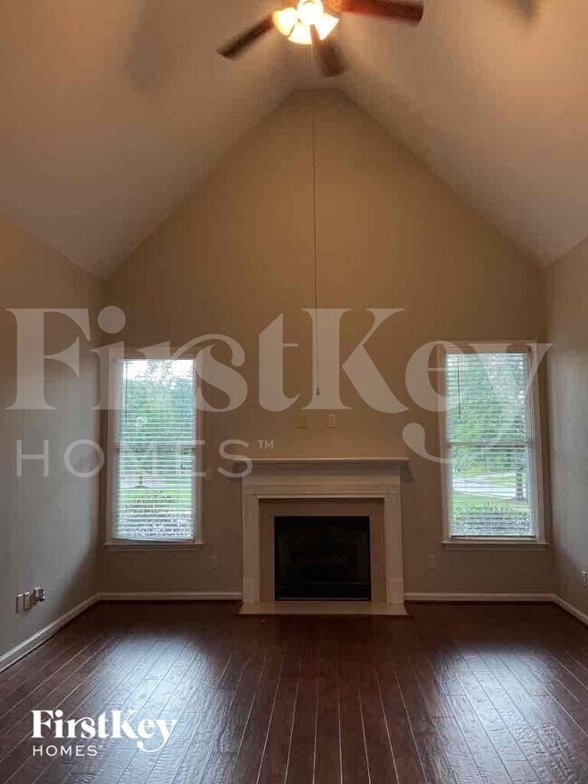 3795 Abbeyglen Way, Hoover, AL 35226 - photo 2