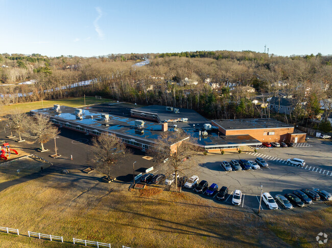 Symth Road Elementary School in Manchester, NH serves grades K-5.